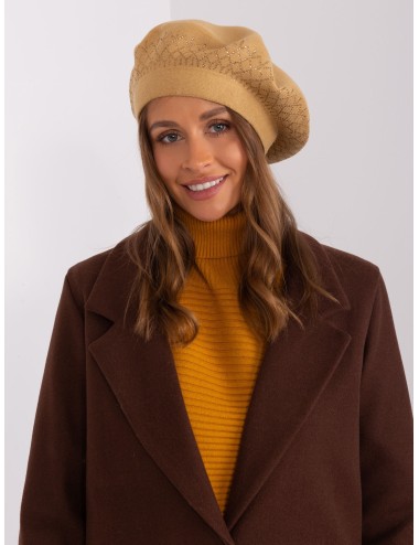 Beret damski z aplikacją