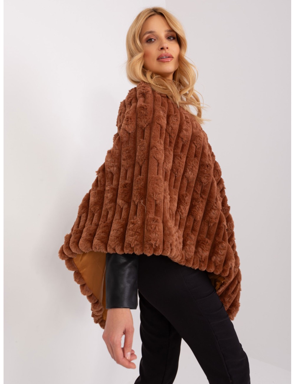 Poncho-AT-PN-2347.16-brązowy