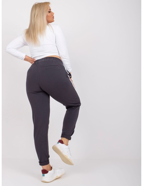 Spodnie dresowe plus size z lampasami