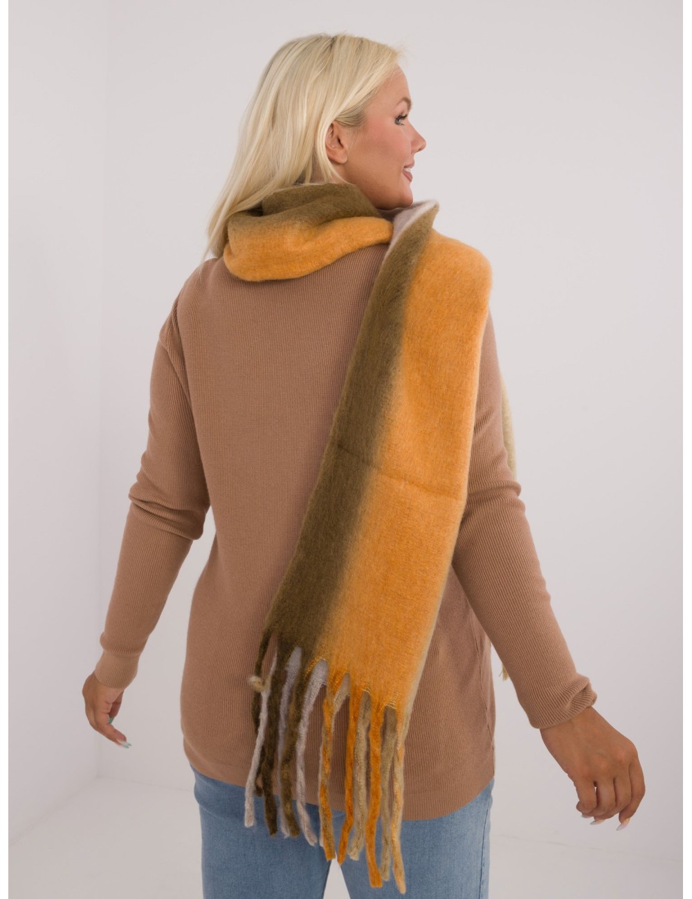 Szalik-AT-SZ-2320.50-jasny zielony