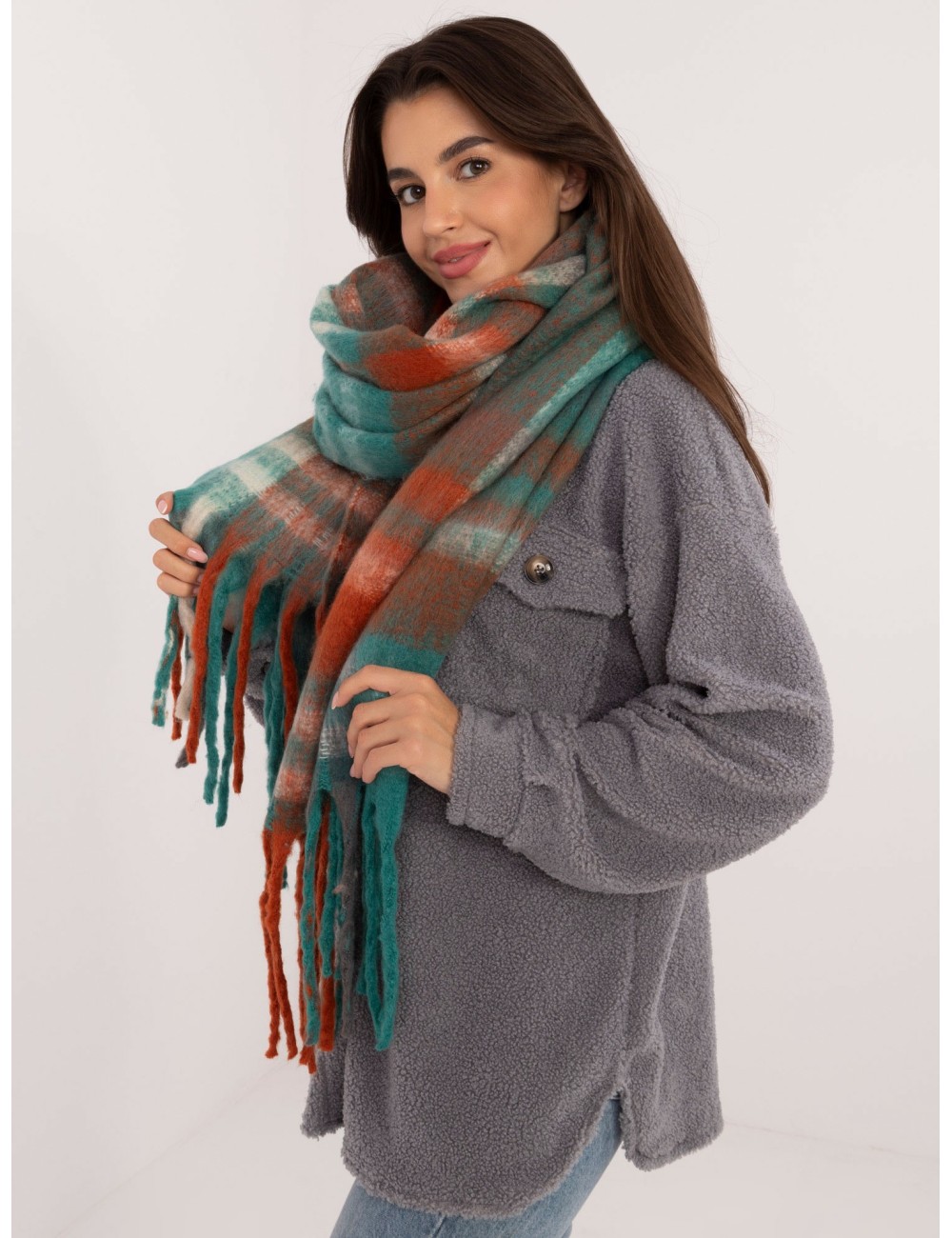 Szalik-AT-SZ-231301.49-ciemny niebieski