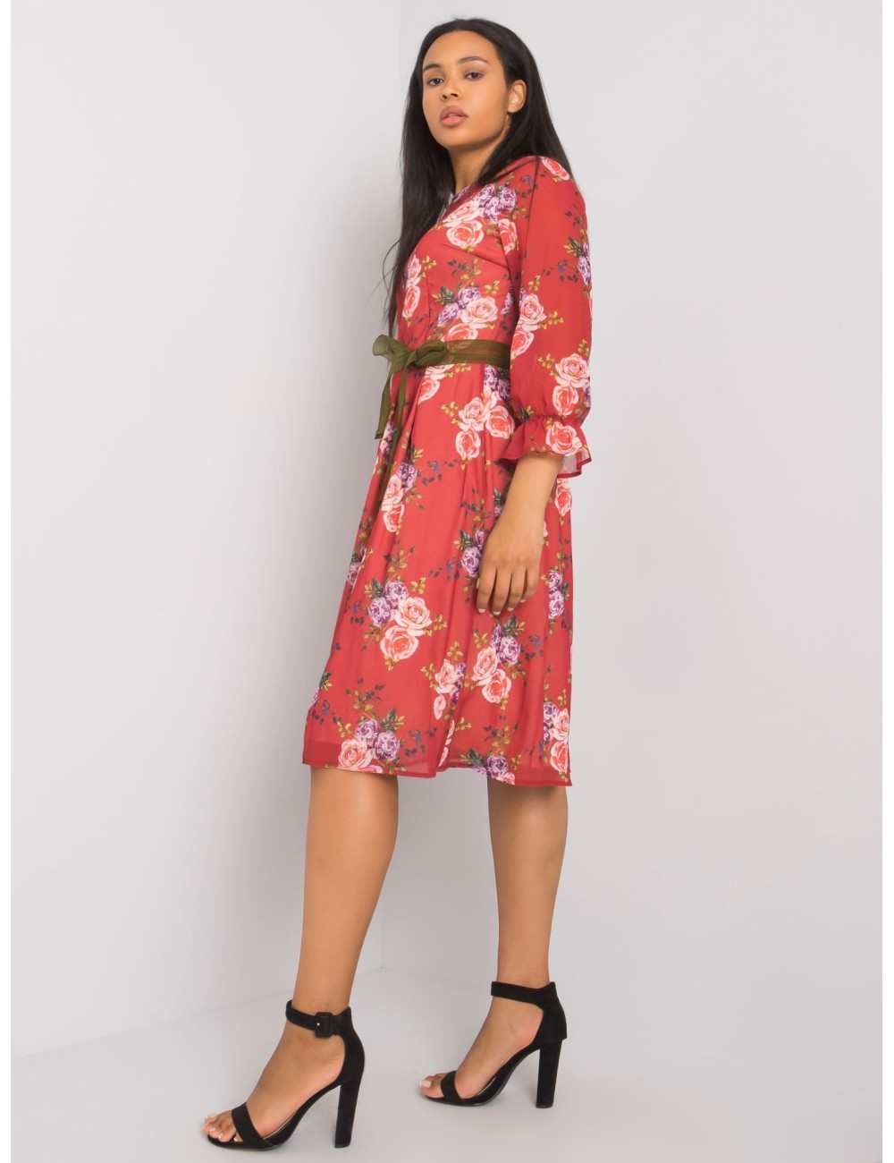 Sukienka plus size w kwiatowe wzory