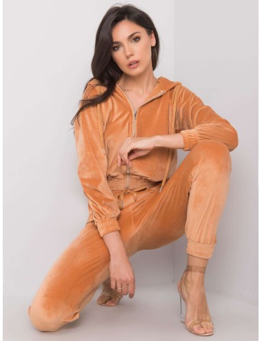 Camelowy komplet casualowy z weluru