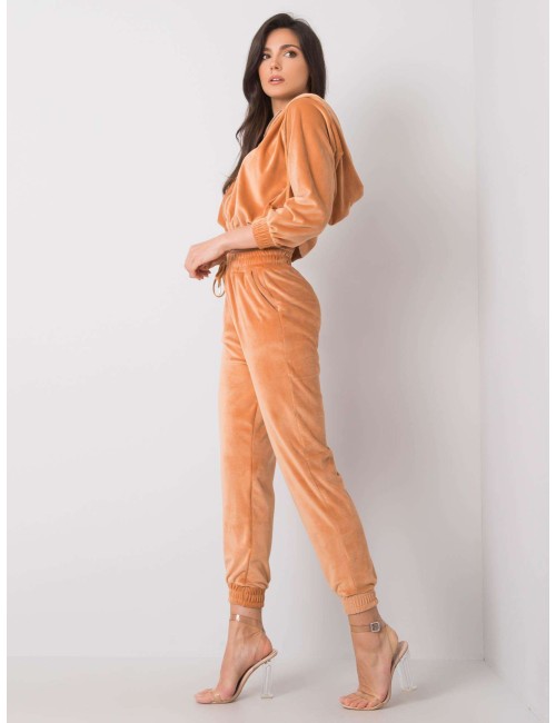 Camelowy komplet casualowy z weluru