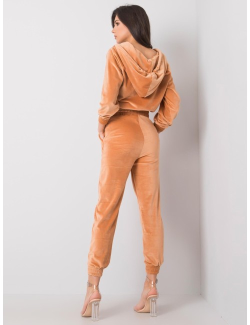 Camelowy komplet casualowy z weluru