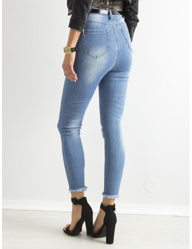 Przecierane jeansy high waist z guzikami