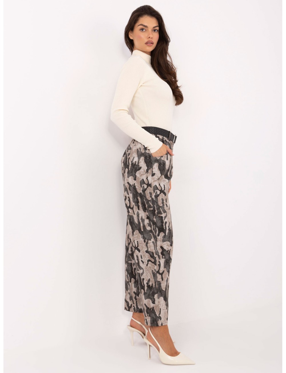 Spodnie-IT-SP-242975.84-khaki