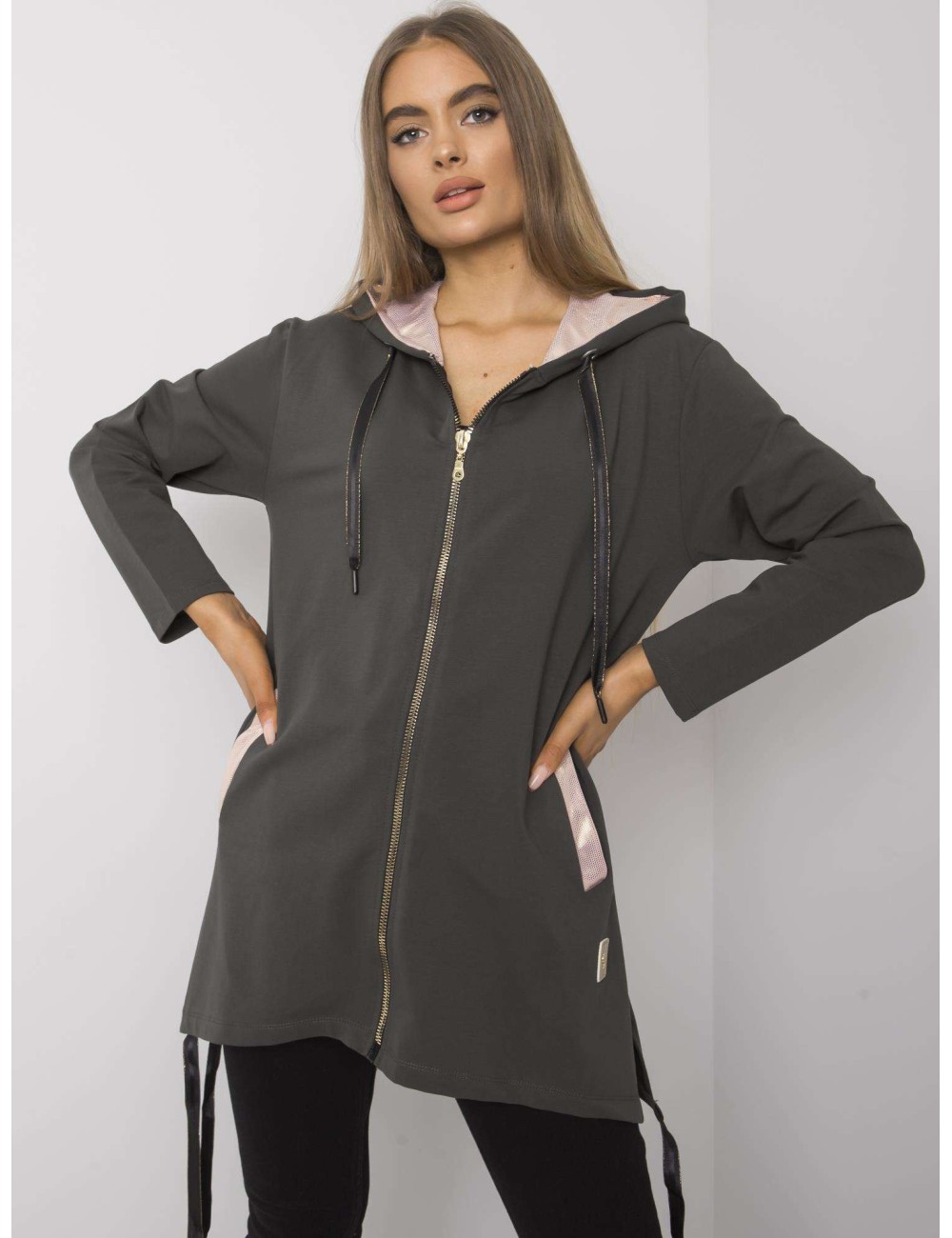 Khaki bluza na suwak z kieszeniami