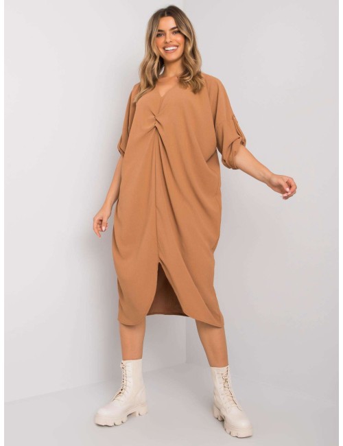Brudnoróżowa sukienka oversize